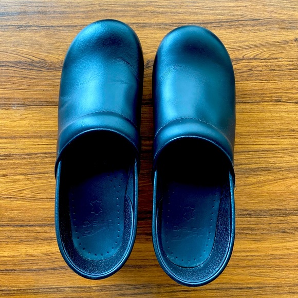 NEW CONDITION! Dansko Cabrio Professional Clogs - Picture 4 of 7